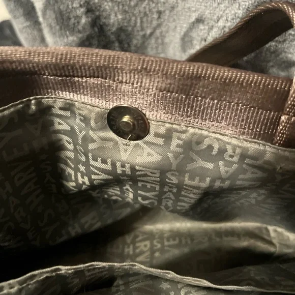 Harvey’s Seatbelt Bag Medium Sized Chocolate Woven Tote - Picture 3 of 15